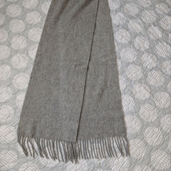 Charter Club 100% cashmere Scarf Women - Picture 2 of 9